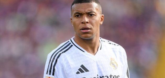 مبابي يفوز بجائزة أفضل لاعب في الشهر لريال مدريد ويستمر في تقديم أداء مميز