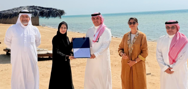 رخصة مشغل شاطئ «يام» تُطلق أفقاً جديداً في السياحة الساحلية السعودية