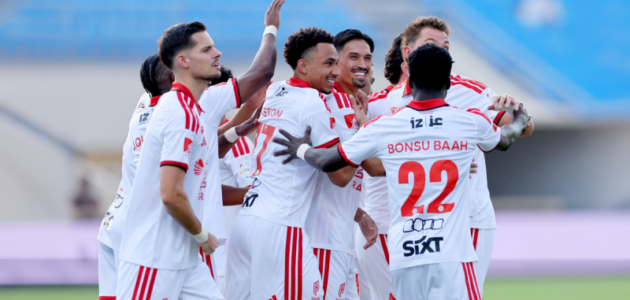 القادسية يهيمن على الخلود في انتصار 5-0 يرفعهم إلى الصدارة