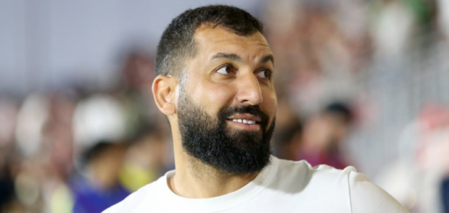 عادل هرماش يعلن: “الهلال أكبر نادٍ في قلبي” – ذكريات لا تُنسى من الديربي والكلاسيكو