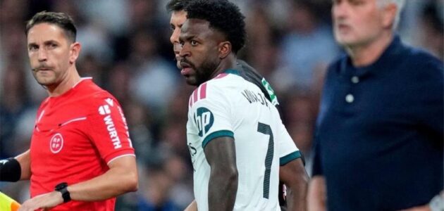 فينيسيوس جونيور يصرخ بعد طرده الحاد في مباراة ريال مدريد ضد فياريال: ما الذي حدث؟